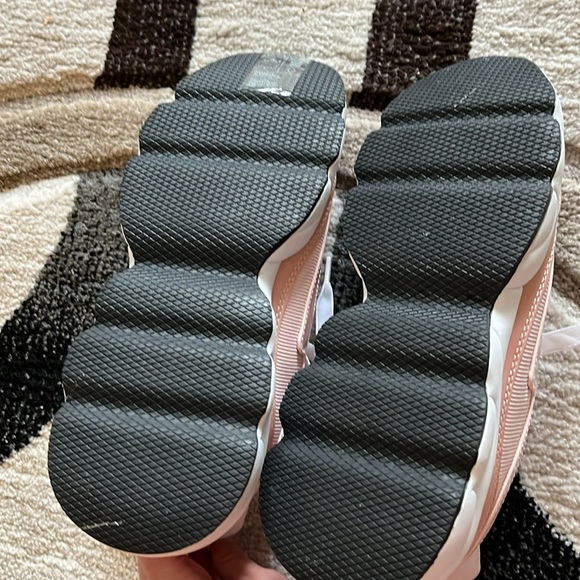 H&M sneakers - Picture 4 of 5